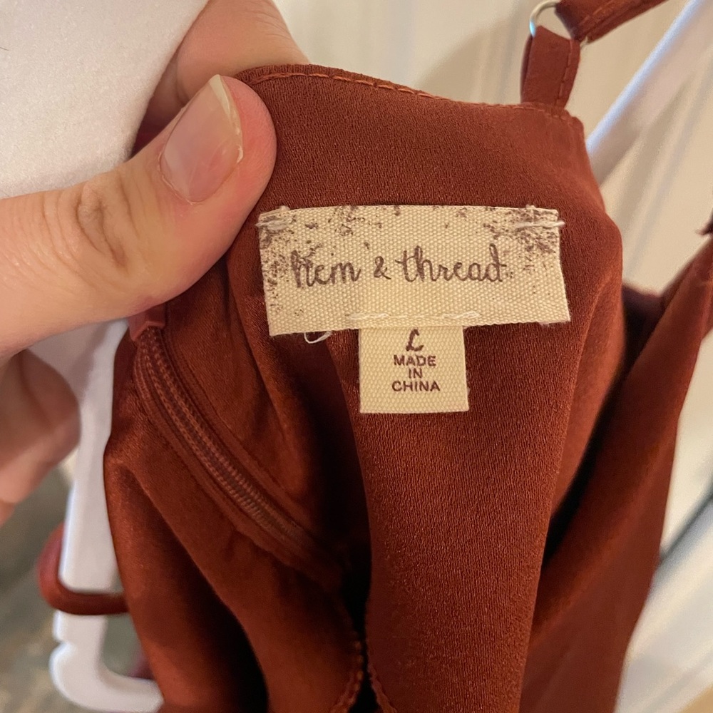 Satin dress in rust - Picture 3 of 3